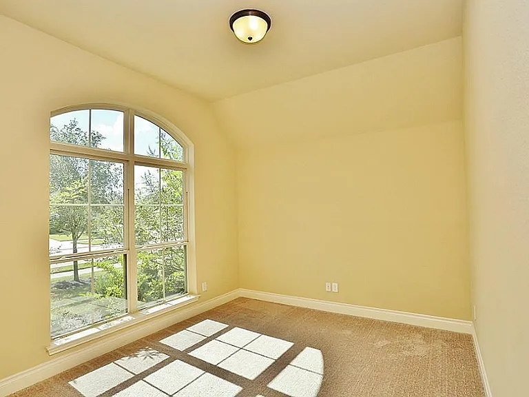 6707 Miller Shadow Ln — Photo 5