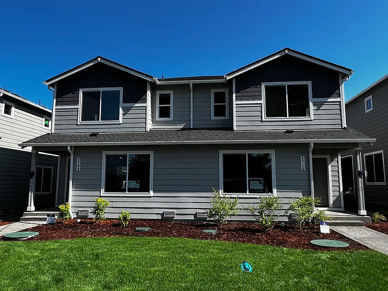 2712 Mayes Rd SE — Photo 1