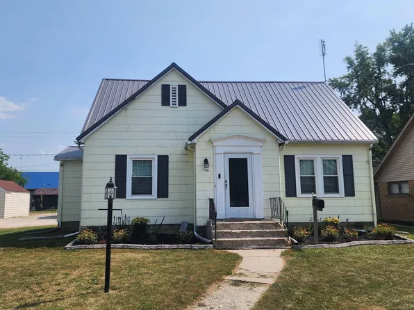 706 High St, Berne, IN 46711