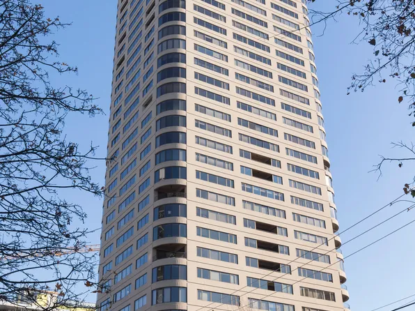 1301 Spring St APT 6C, Seattle, WA 98104