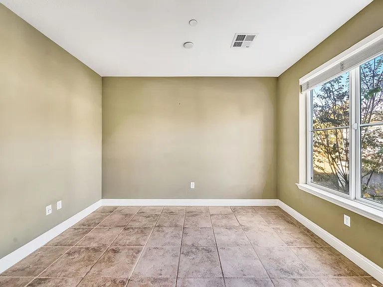 48954 Woodgrove Cmn — Photo 11
