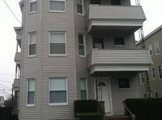 76 Phillips St, Lawrence, MA 01843