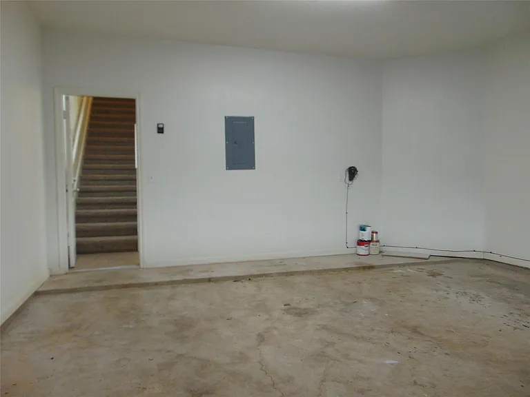 2405 Allred Dr #A — Photo 13