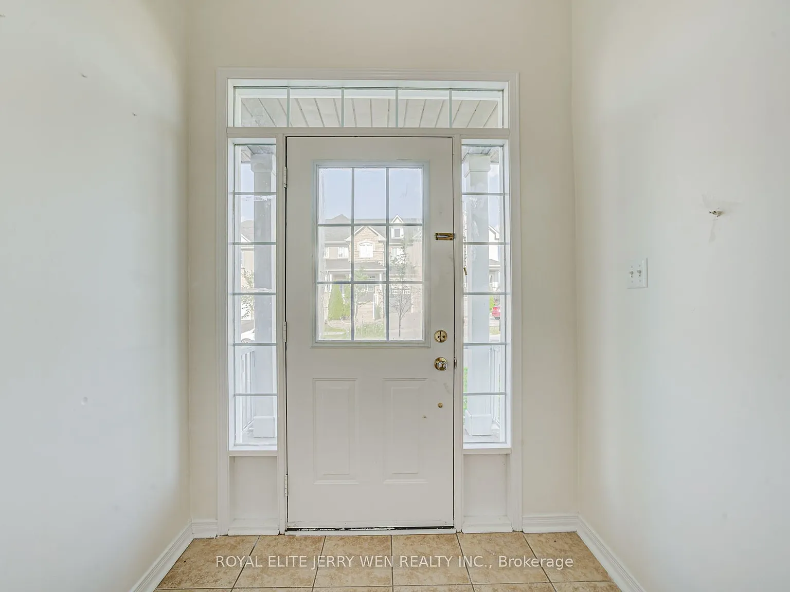 3 bed, $3,180 — Photo 3