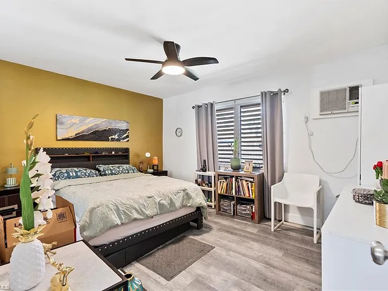 167 N Collier Blvd #V9 — Photo 10