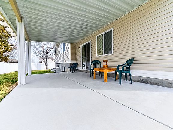 4th image of 3510 S Feulner Dr