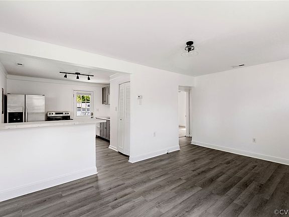5th image of 907 Blandy Ave