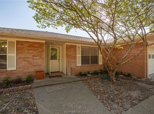 1819 Leona Dr, College Station, TX 77840