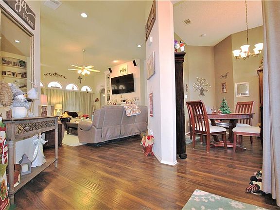 4th image of 7505 Westhaven Dr