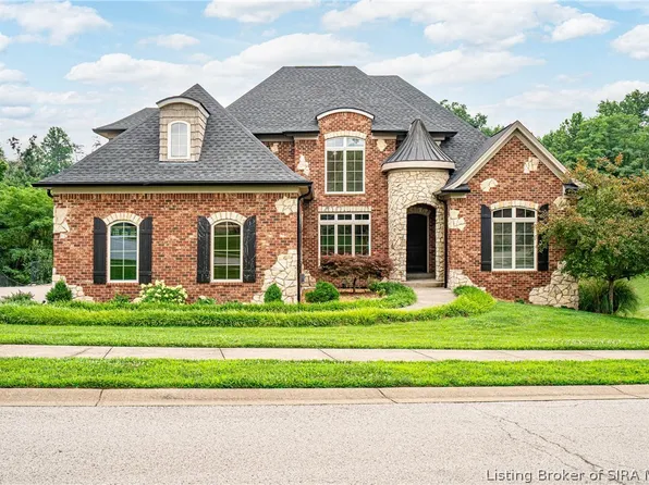 3642 Woodland Lakes Drive, Floyds Knobs, IN 47119