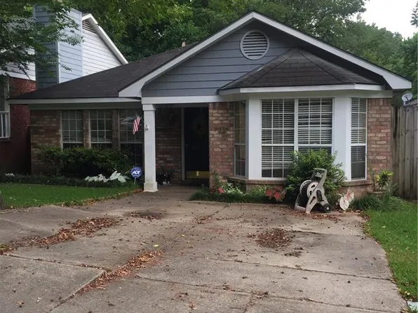 5632 Bentley Ct, Mobile, AL 36609