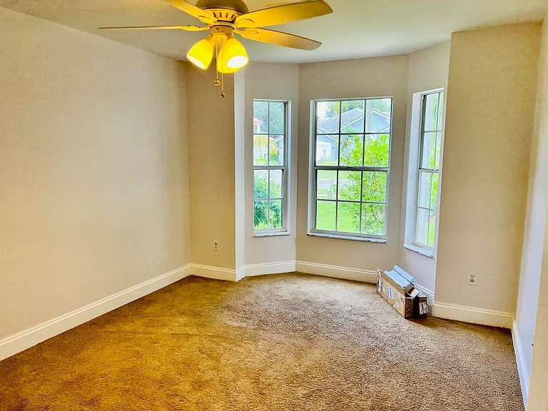 2485 Stonegate Dr — Photo 9