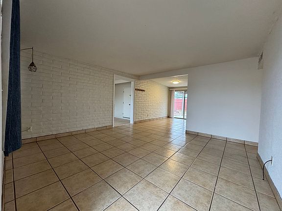 3rd image of 2356 Santa Catalina Dr
