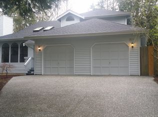 208 200th Pl SE, Bothell, WA 98012
