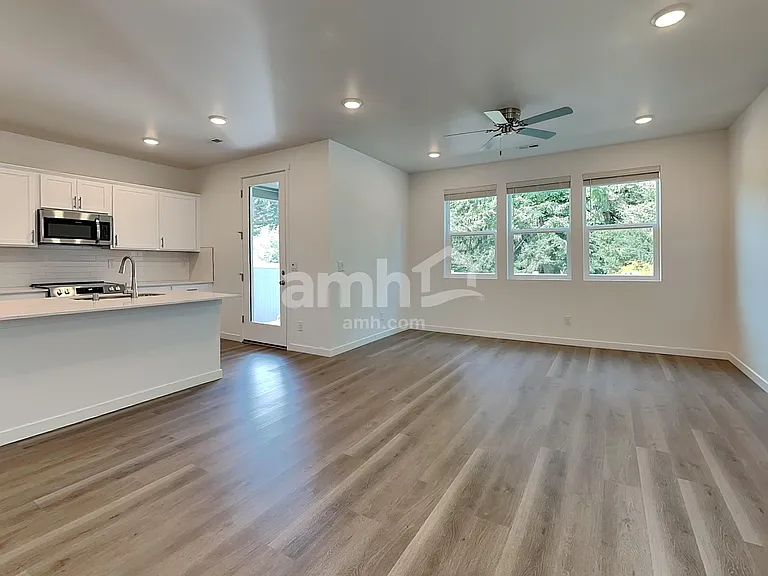 5349 Turnstone St SE — Photo 5