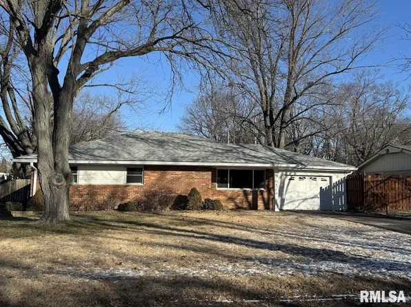 621 W Mount Hawley Ter, Peoria, IL 61615