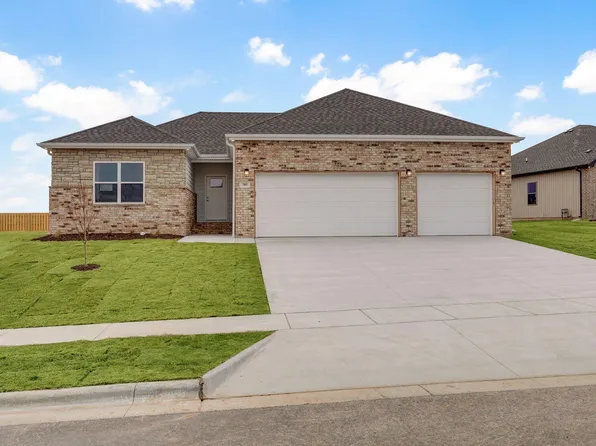 703 N Quantum Court, Nixa, MO 65714