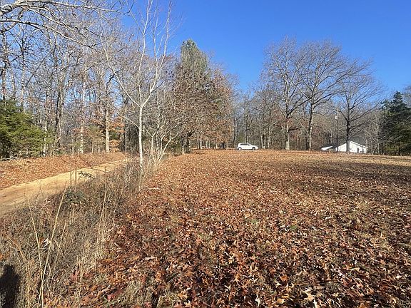 3rd image of 9873 Holloway Ln