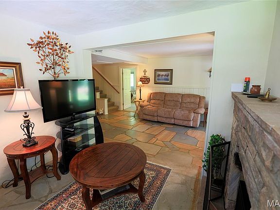 4th image of 1004 Weidman Rd