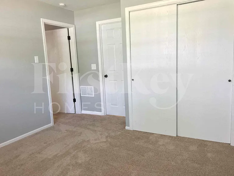 66 Chip Dr — Photo 32