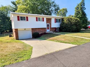 487 Pahlhurst Plz, Parkersburg, WV 26101