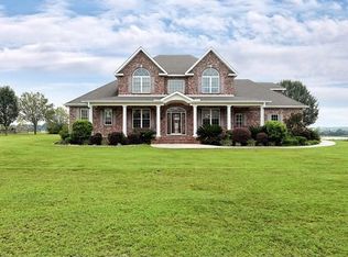 86 Golden Pond Ln, Poplarville, MS 39470