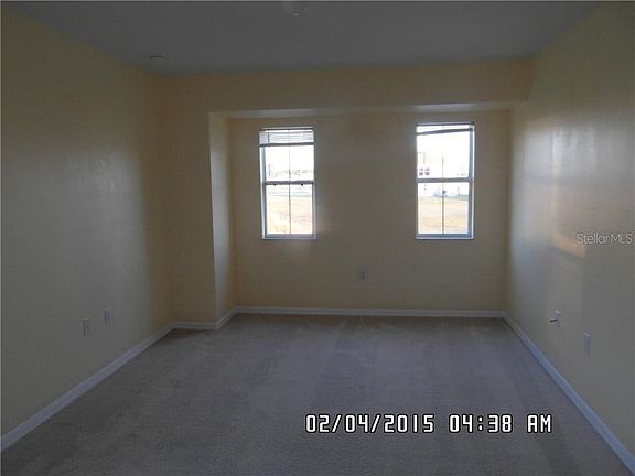 3rd image of 1008 Sabine Pl