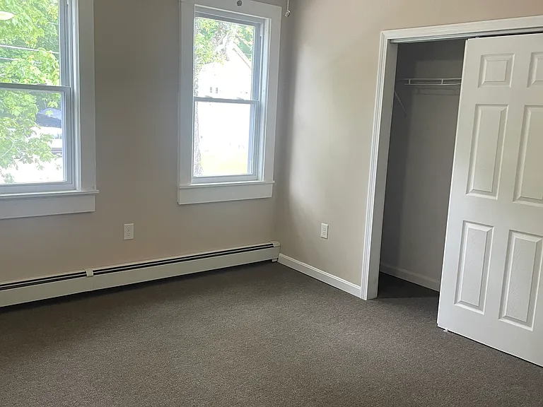 8 Village St #F — Photo 5
