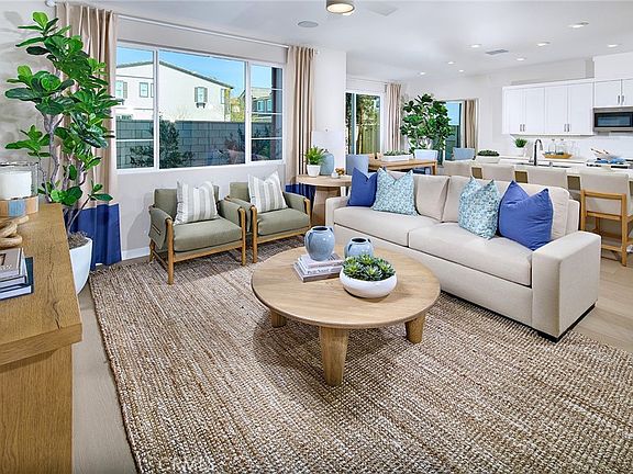 3rd image of 12716 Rosemount Rd