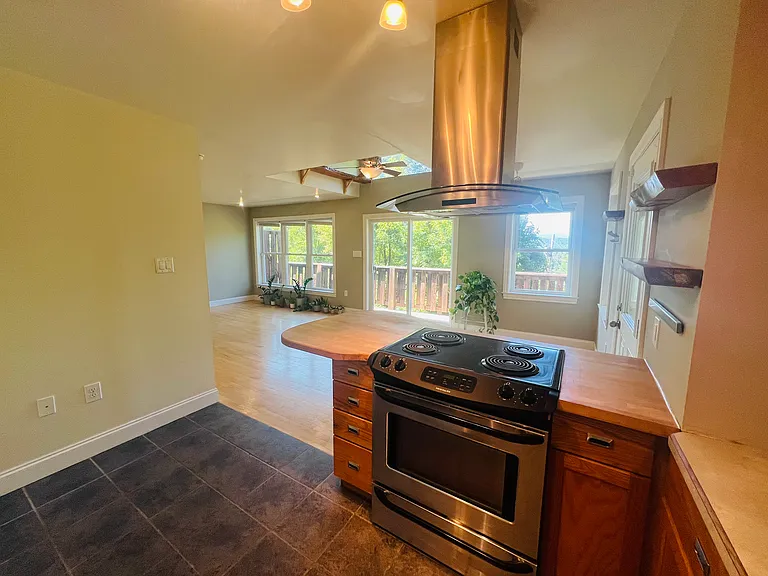 127 Sun Haven Ln — Photo 10