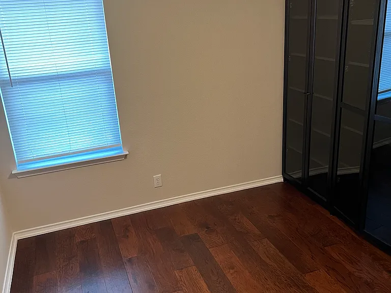 115 Da Vinci — Photo 5
