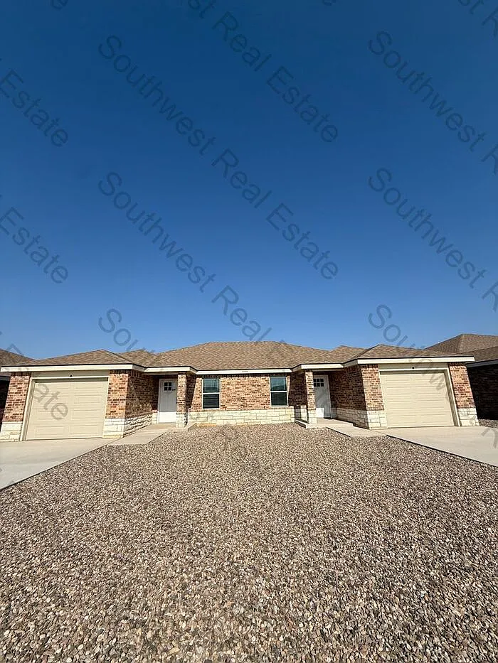 2 bed, 2.0 bath, $1,500 — Photo 1