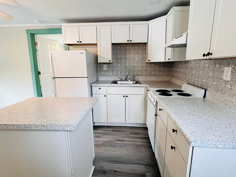501 Vine St — Photo 3