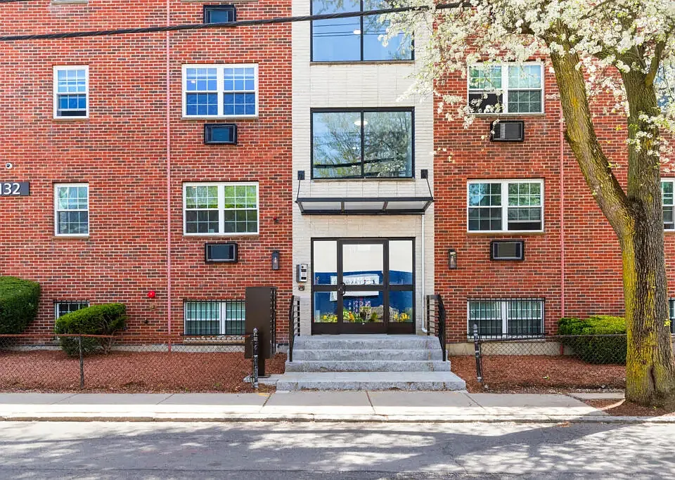 132 Sherman St #12