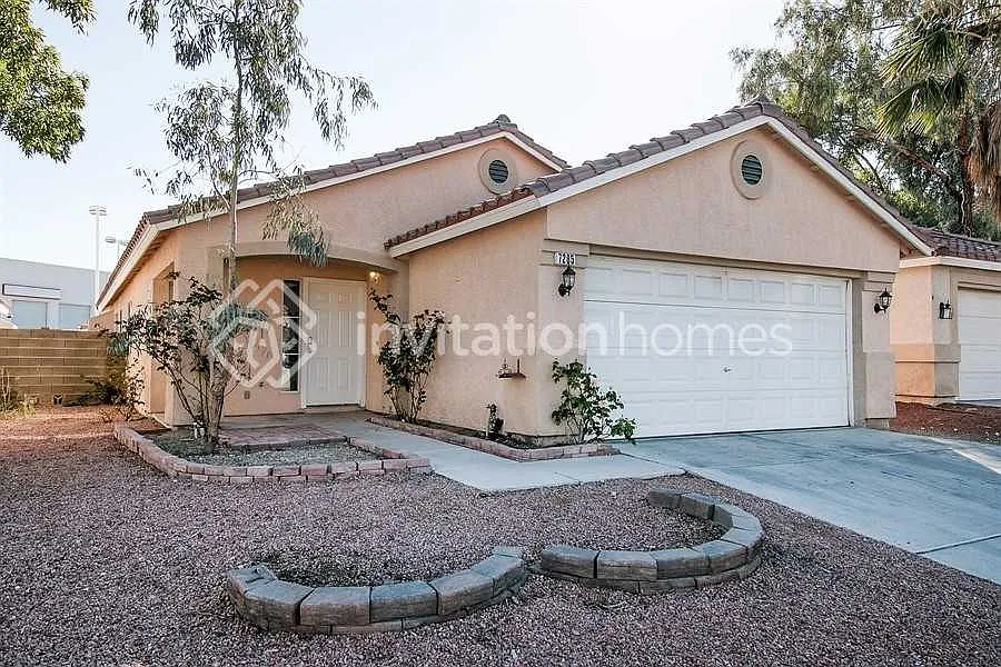 7285 Golden Star Ave