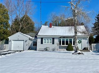 4667 McDonald Rd, Syracuse, NY 13215