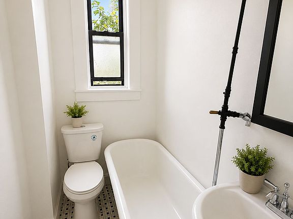 4th image of 6501 Fresh Pond Rd #2F