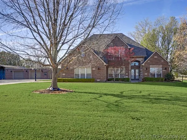 8320 S 257th East Ave, Broken Arrow, OK 74014