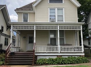 223 E Davenport St, Iowa City, IA 52245