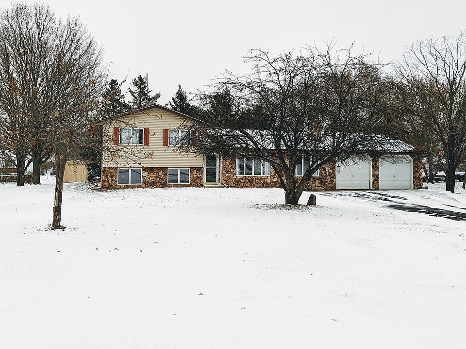 1st image of 1230 Lake Crest Dr