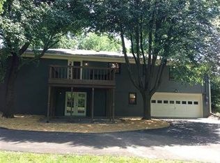 3241 Pepperhill Rd, Lexington, KY 40502