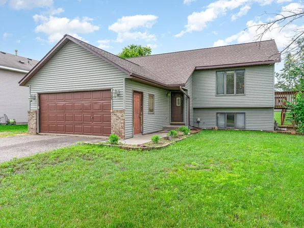 325 Tiffany Dr, Hastings, MN 55033