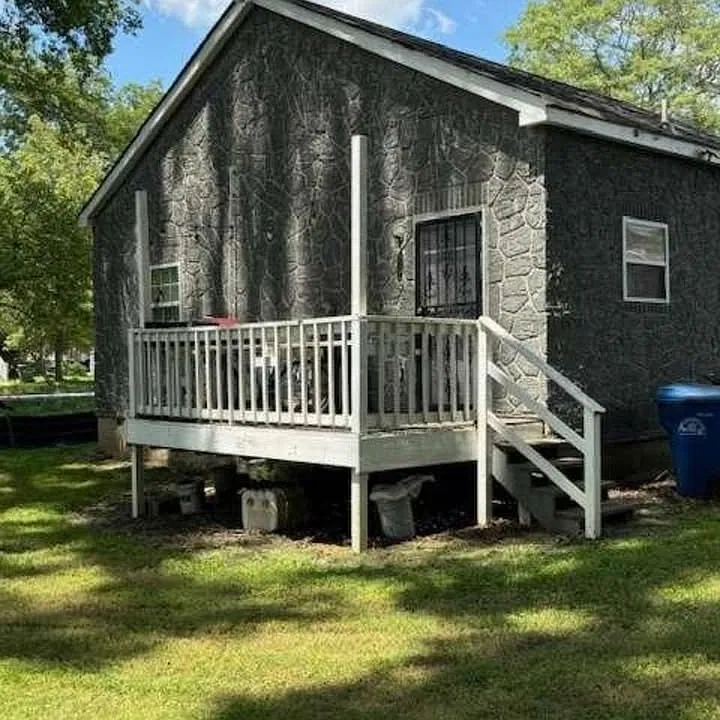 404 Fletcher St SW
