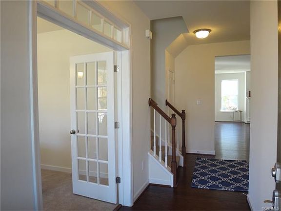 2nd image of 9564 Thornecrest Dr