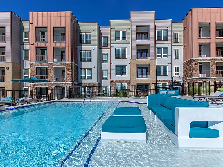 Spring Villas Apartments — Photo 11