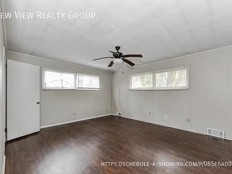217 Bennett St — Photo 37