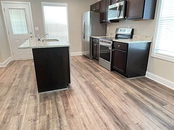 4th image of 8699 White Horse Rd #215