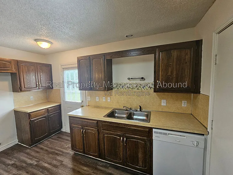 8009 N 117th East Ave — Photo 5