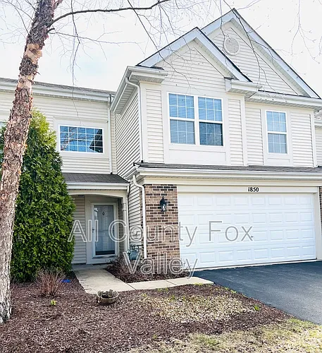 1850 Waverly Way Photo 1
