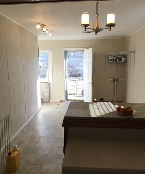 4914 W 2nd St — Photo 19